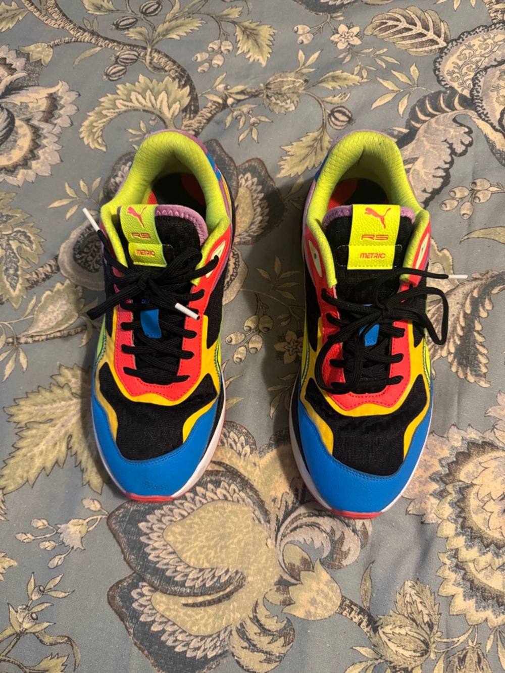 Puma men’s Neon Multicolor Lace-Up Sneakers